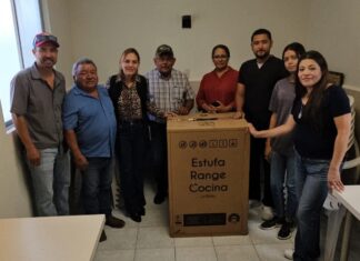 Legisladora Casandra de los Santos Visita Unidad de Salud IMSS-BIENESTAR en Santa Apolonia